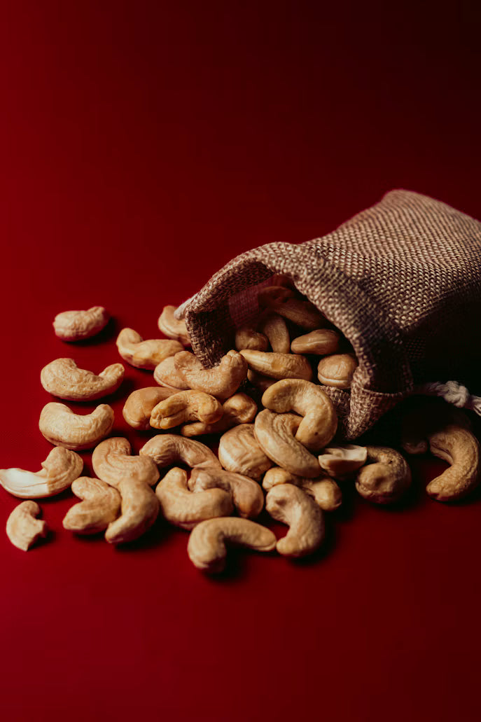 Cashew pieces, 300 g